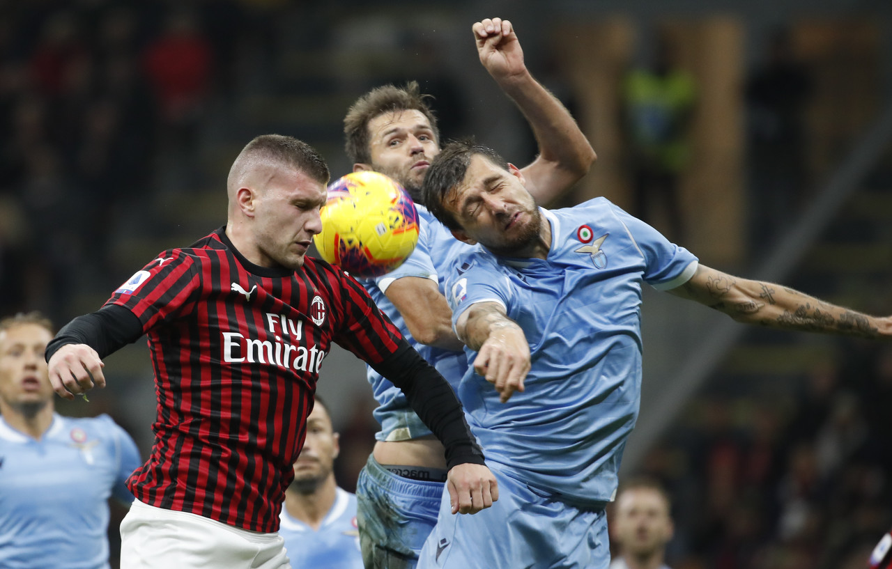 开云体育-从尤文图斯远射贴柱备战德国杯到赛前阿斯顿维拉备战国王杯，Karsa在德国队比赛中连败-开云体育